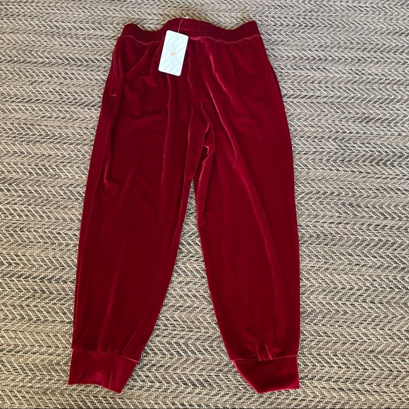 Fabletics Joggers - Picture 5 of 10